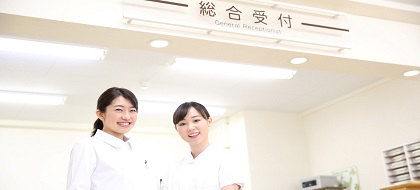 病院の受付